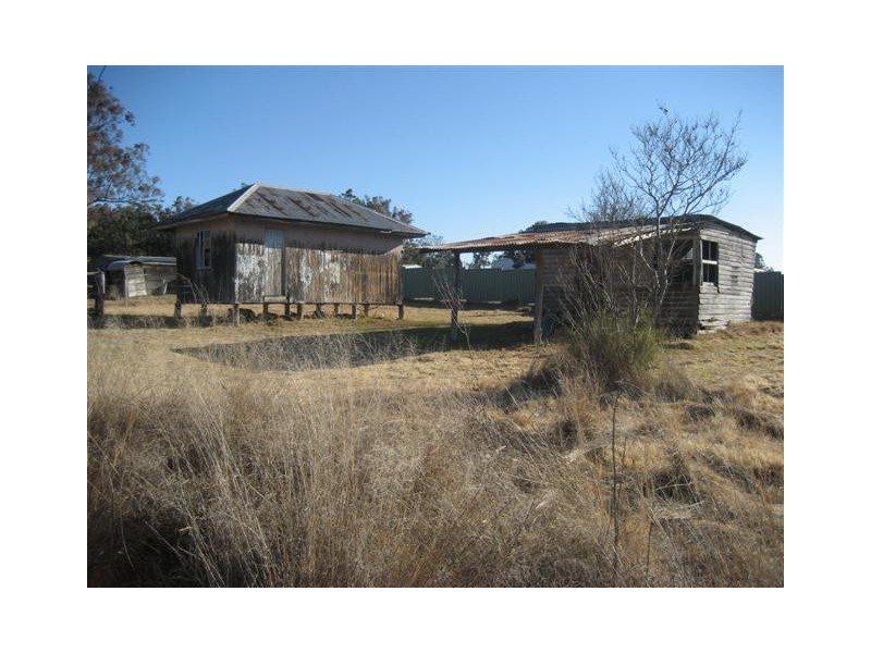 42 Old Stanthorpe Rd, Warwick QLD 4370