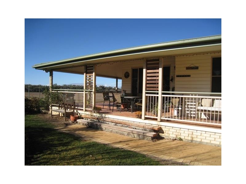 63 Cleary Street, Warwick QLD 4370