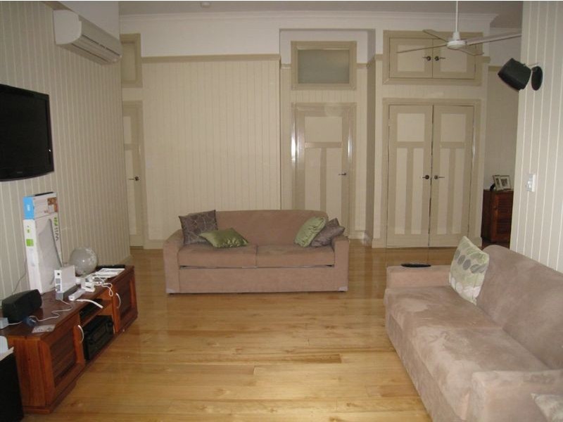 45 locke, Warwick QLD 4370