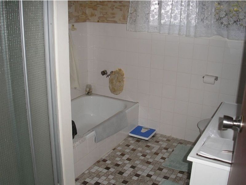 12 Redgwell St, Warwick QLD 4370