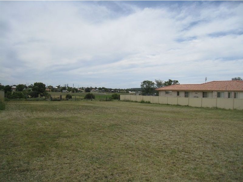 13 Brook St, Warwick QLD 4370