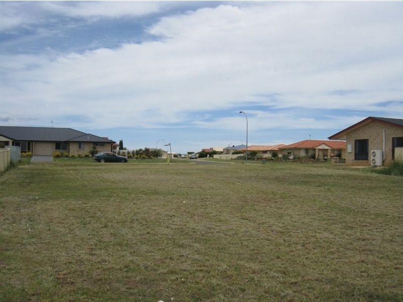 13 Brook St, Warwick QLD 4370