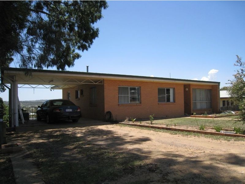 69 Locke St, Warwick QLD 4370