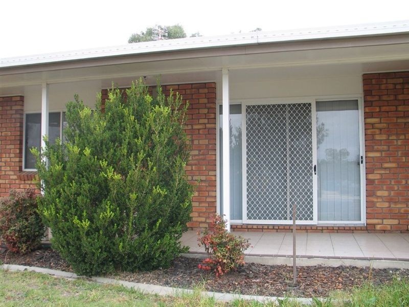 2/112 McEvoy, Warwick QLD 4370