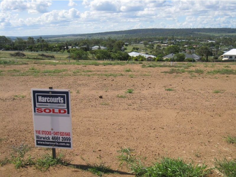 140 Glen Rd, Warwick QLD 4370