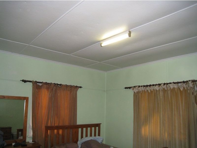 31 Wilga Ave, Warwick QLD 4370