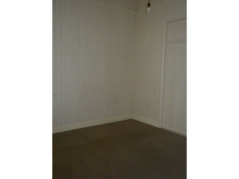 2/34 Canning St, Warwick QLD 4370