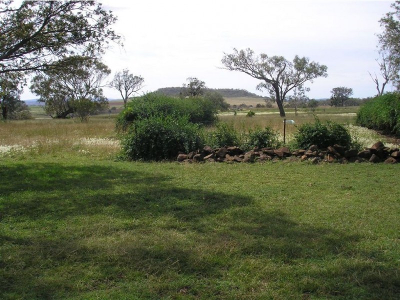 74 Easton Rd, Allora QLD 4362