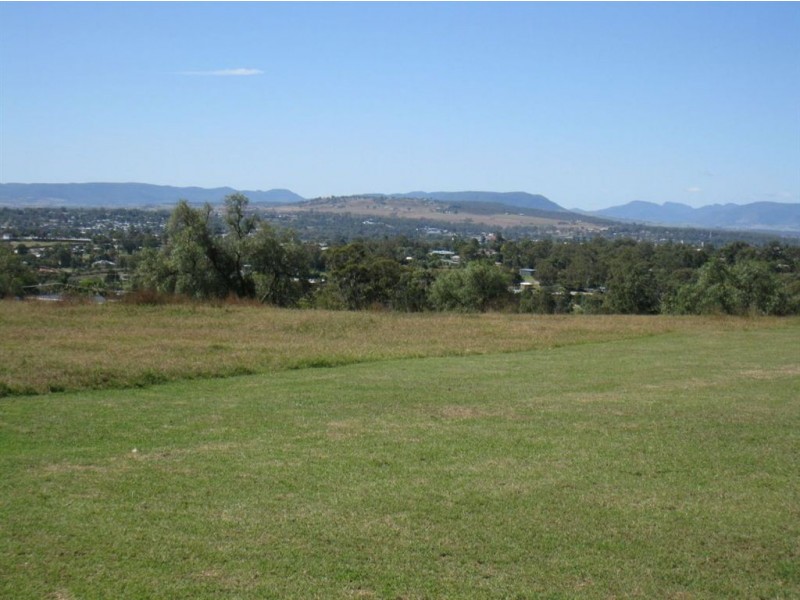 246 Lyndhurst Lane, Warwick QLD 4370