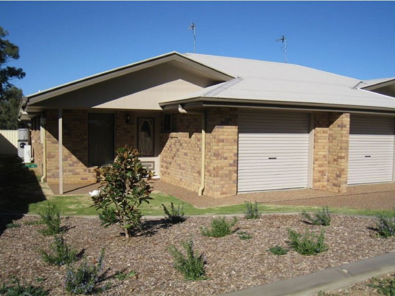 1/40 Glen Rd, Warwick QLD 4370