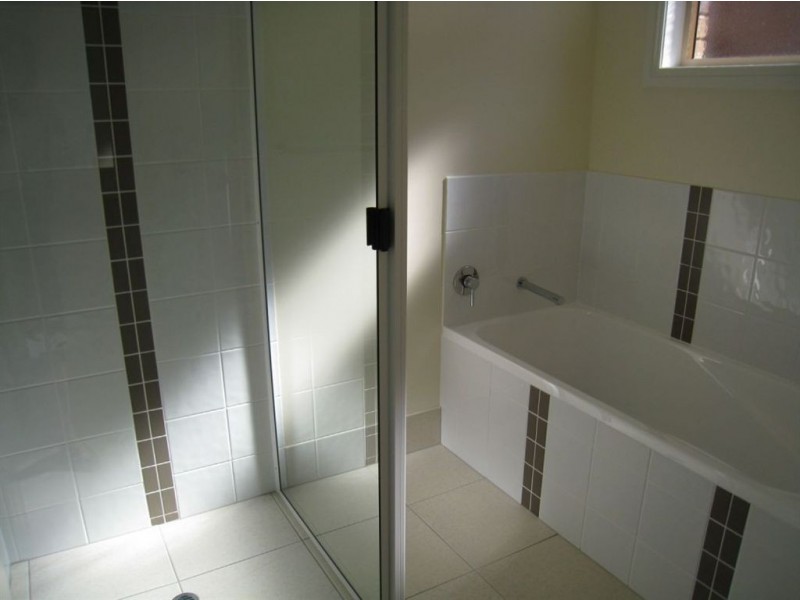 1/40 Glen Rd, Warwick QLD 4370