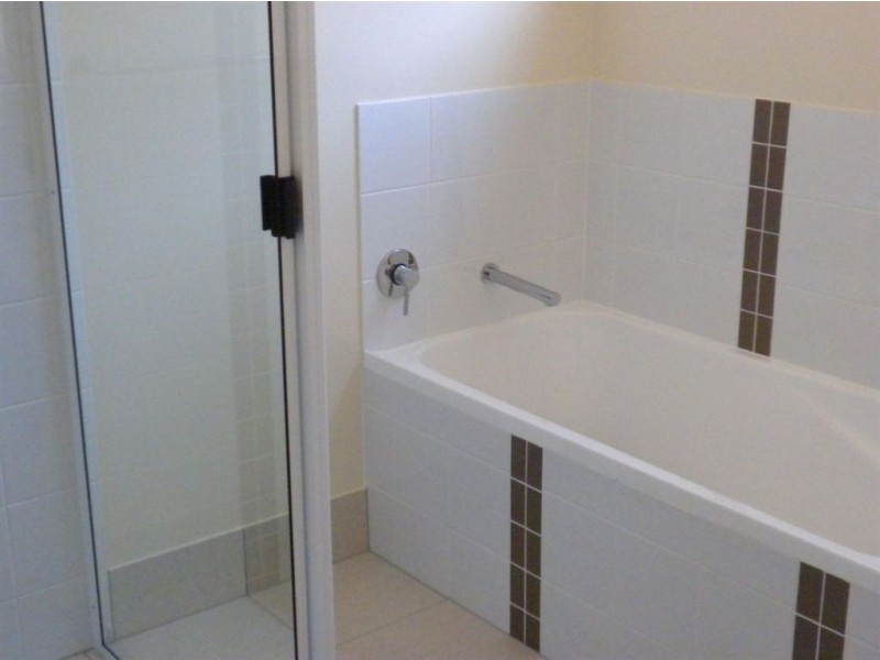 2/40 Glen Rd, Warwick QLD 4370