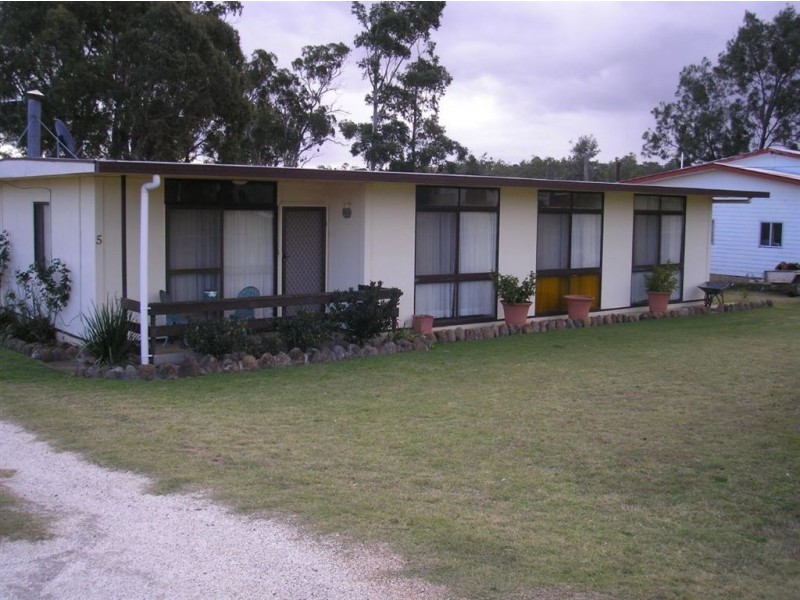 5 Reyburn St, Warwick QLD 4370