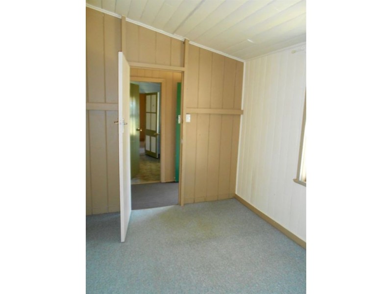 11 Rose St, Warwick QLD 4370