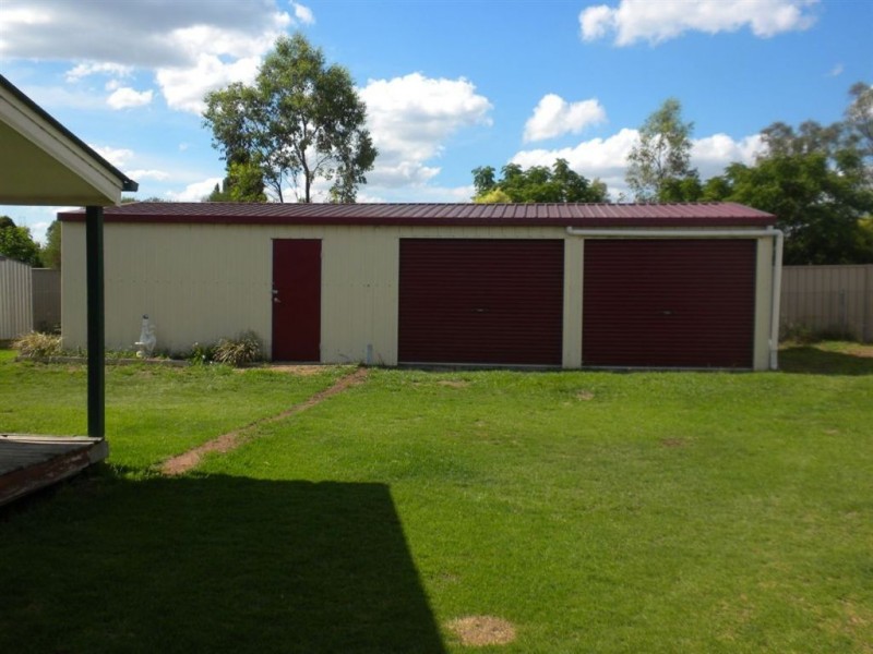 11 Rose St, Warwick QLD 4370