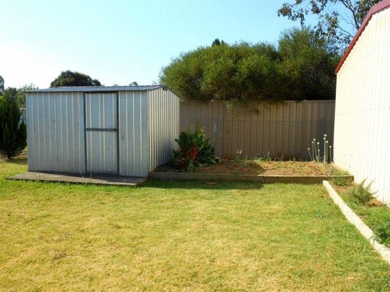 11 Rose St, Warwick QLD 4370