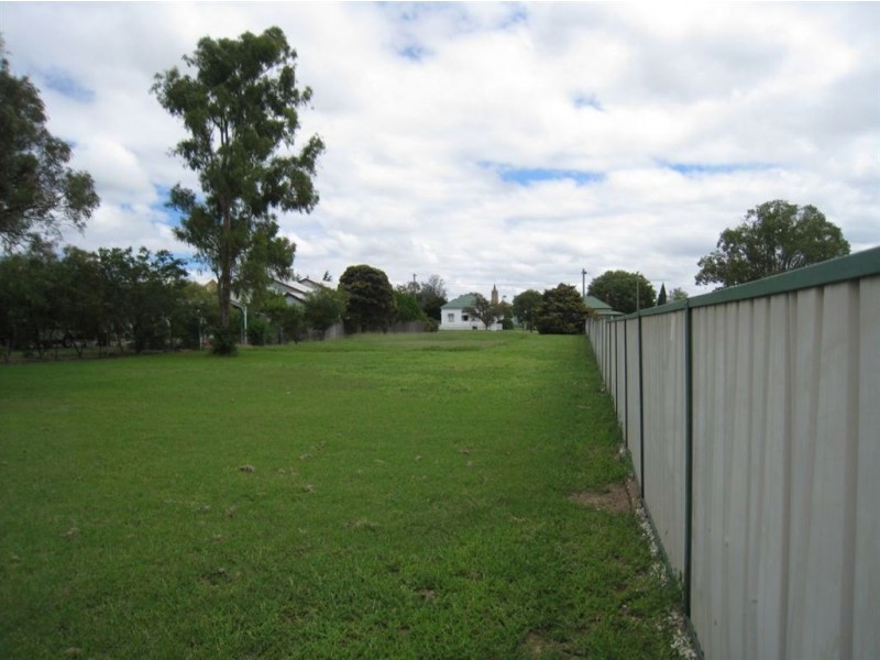 46 Canning St, Warwick QLD 4370