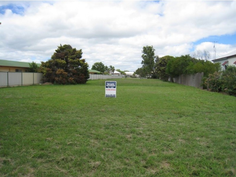 46 Canning St, Warwick QLD 4370