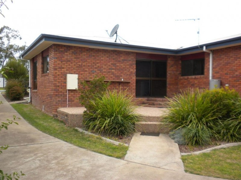 12 Peace St, Warwick QLD 4370