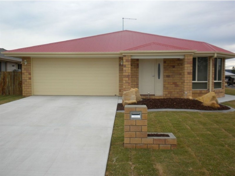 8 Ridgeview Rd, Warwick QLD 4370