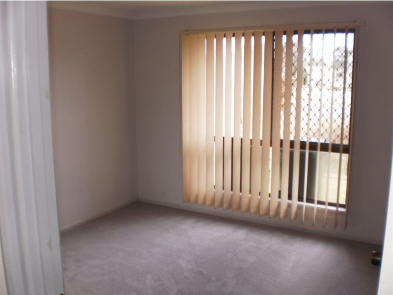 1/2 Hollins Ct, Warwick QLD 4370