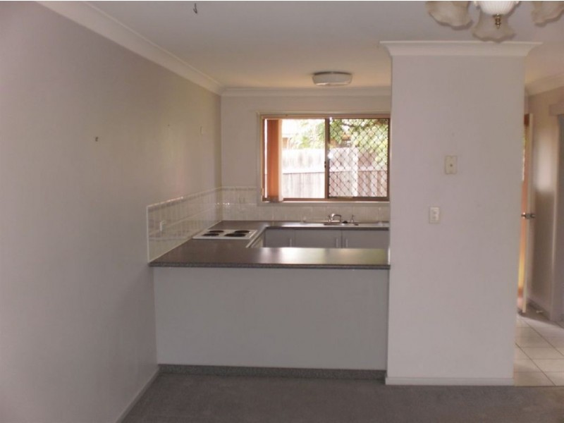 1/2 Hollins Ct, Warwick QLD 4370