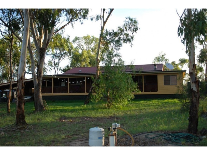 77 Hendon-Victoria Hill Rd, Deuchar QLD 4362