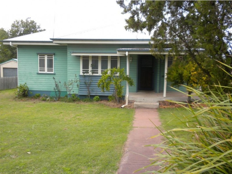 28 Wallace St, Warwick QLD 4370