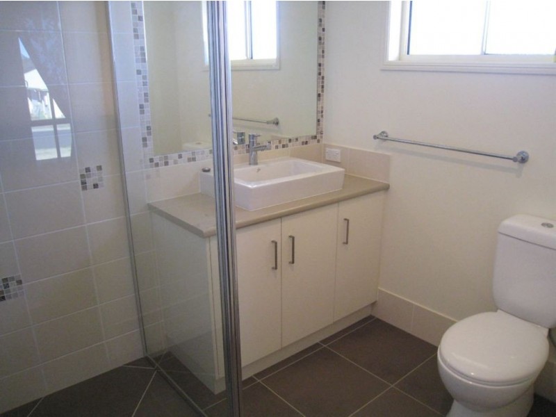 4 Floribunda Ave, Warwick QLD 4370