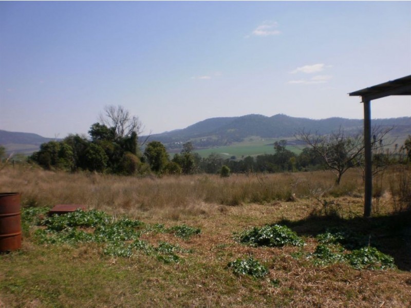 40 Reeves Rd, Gladfield QLD 4370