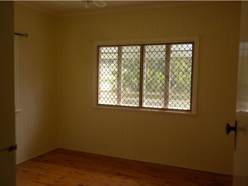 30 Glen Rd, Warwick QLD 4370