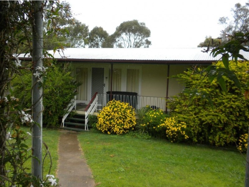 1 Keith Mitchell Dr, Warwick QLD 4370