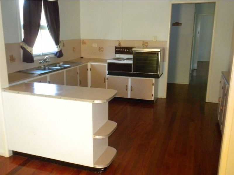 1 Keith Mitchell Dr, Warwick QLD 4370