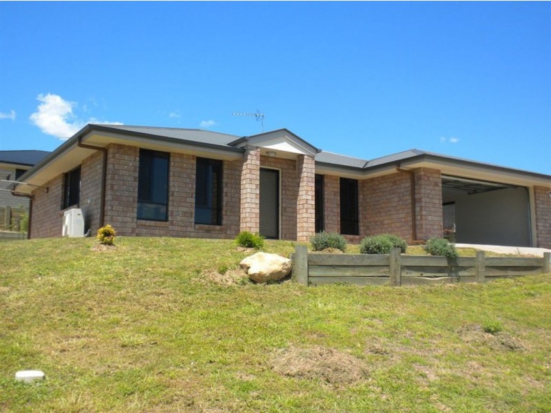 17 Boronia dr, Warwick QLD 4370