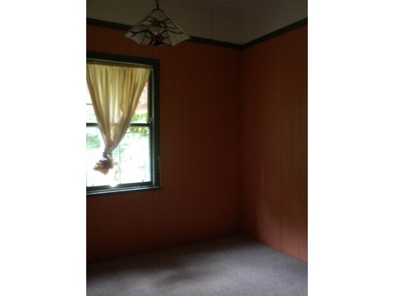 59 Locke St, Warwick QLD 4370