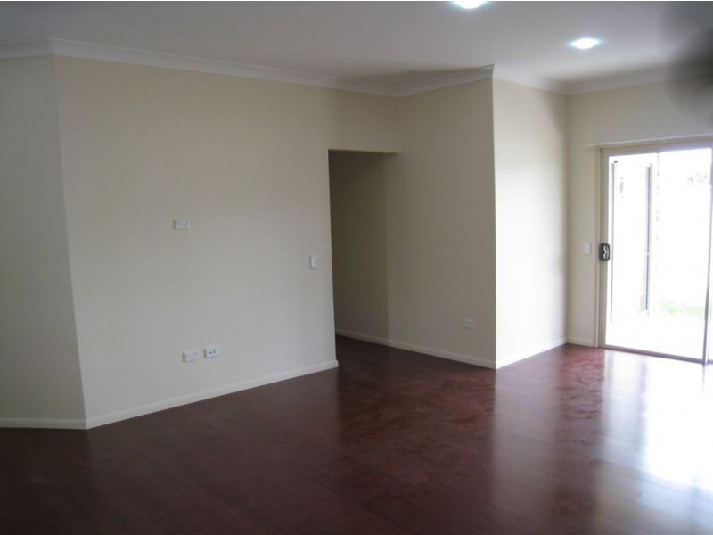 2/89 Guy St, Warwick QLD 4370