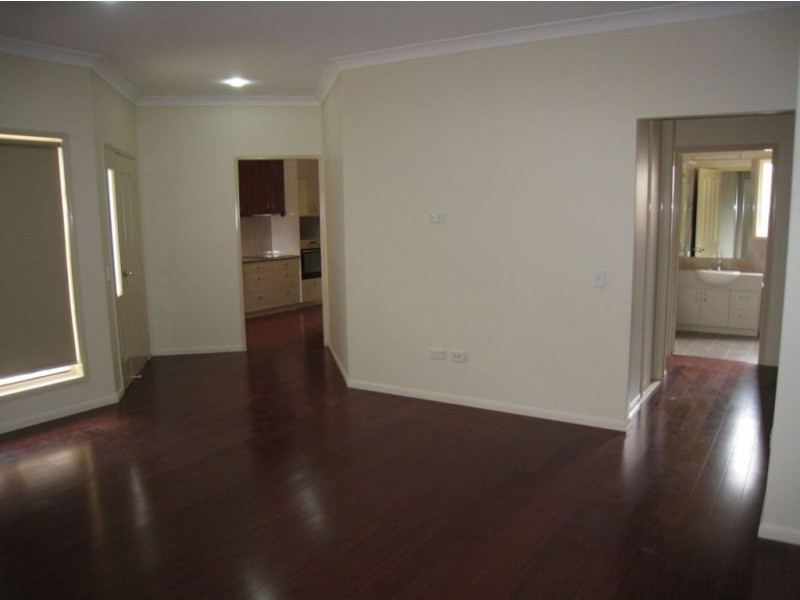 2/89 Guy St, Warwick QLD 4370