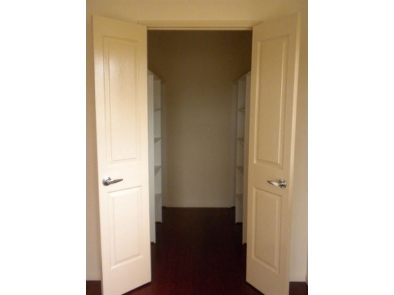 2/89 Guy St, Warwick QLD 4370