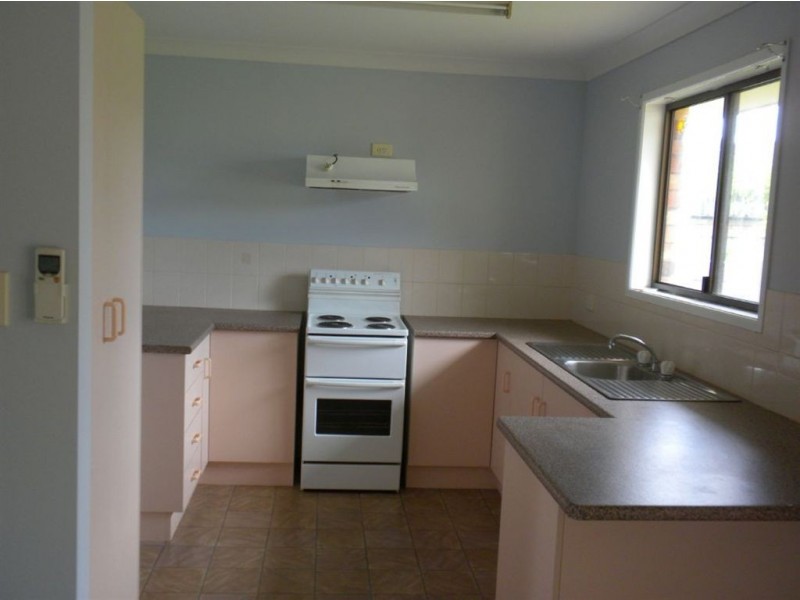 192 Ogilvie Rd, Warwick QLD 4370