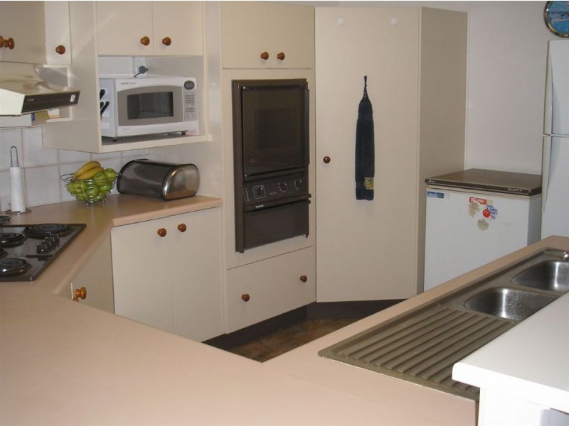 17 Locke St, Warwick QLD 4370