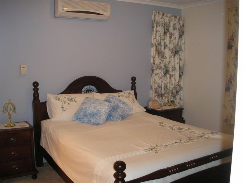 17 Locke St, Warwick QLD 4370