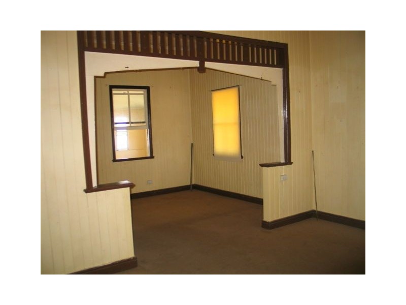 15a Acacia Ave, Warwick QLD 4370