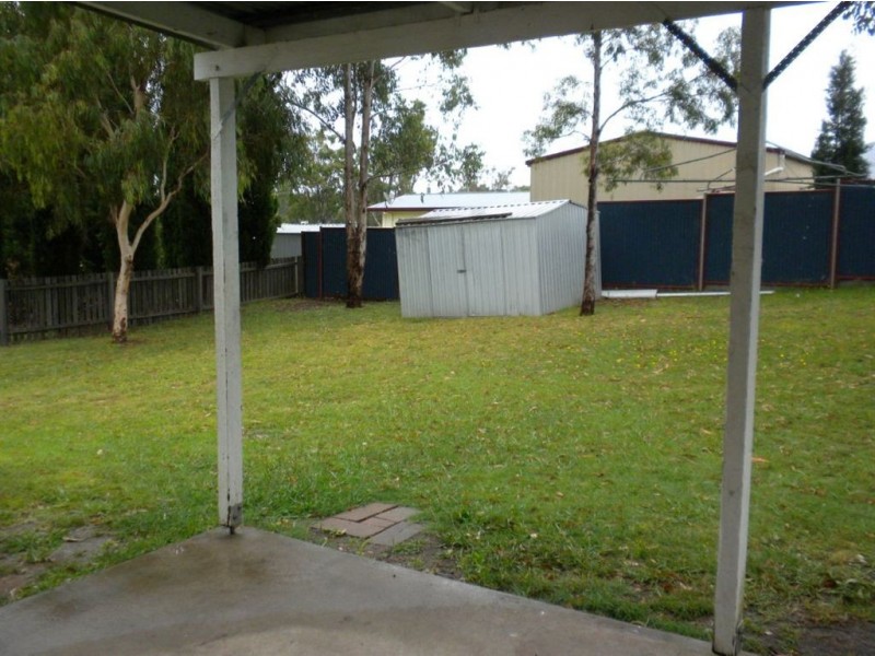42 Furness Cres, Warwick QLD 4370
