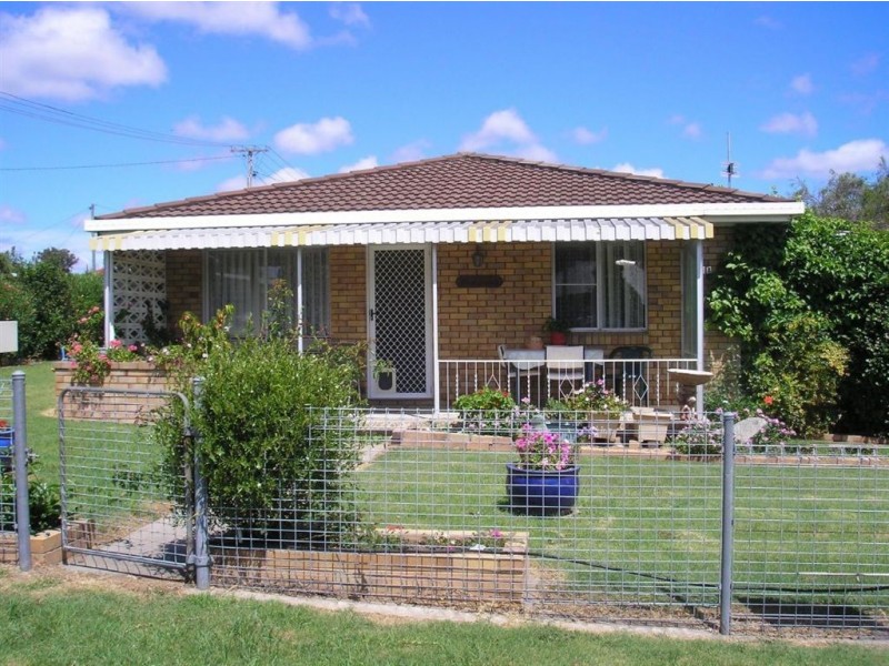 11a Clarke St, Warwick QLD 4370