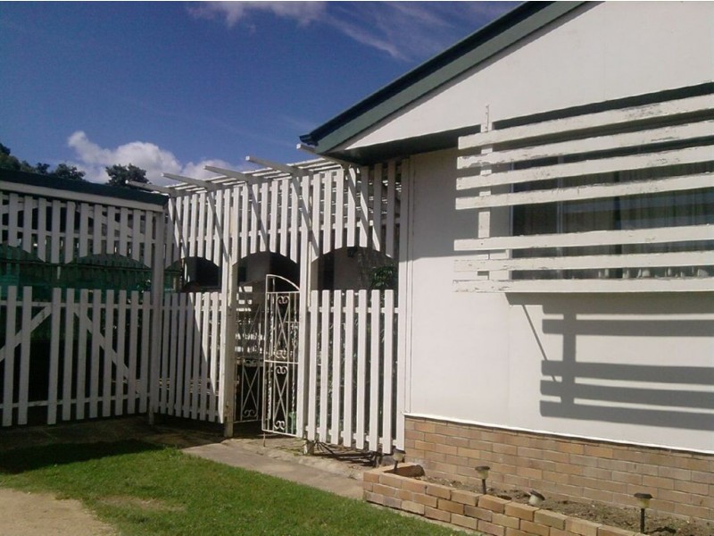 104 Horsman Rd, Warwick QLD 4370