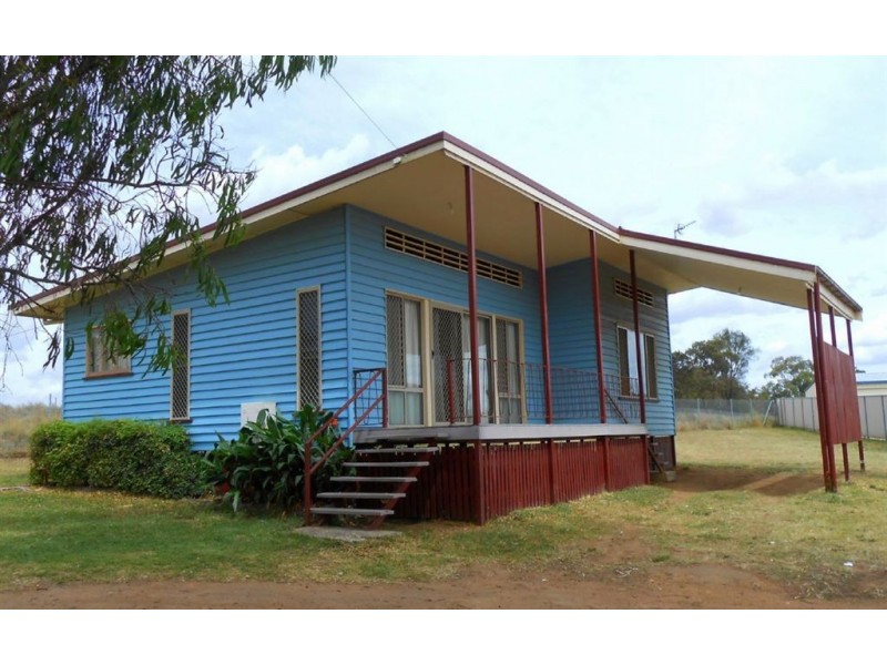 17 Batterham St, Warwick QLD 4370