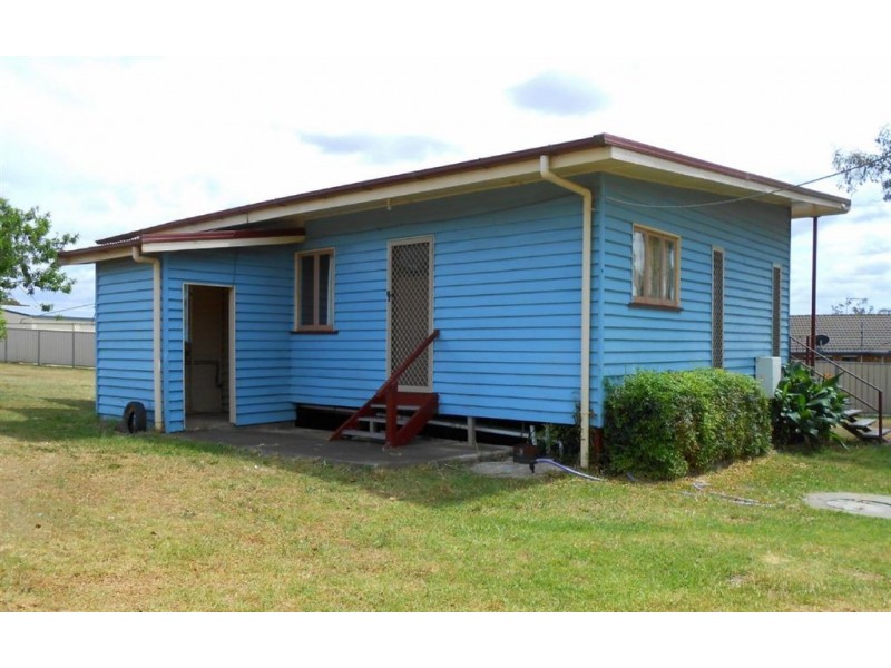 17 Batterham St, Warwick QLD 4370