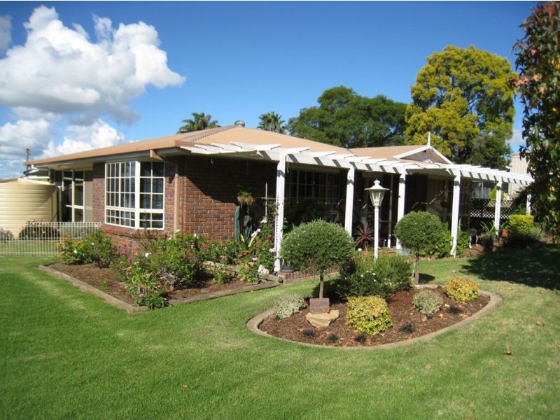 33 Rosendahl St, Warwick QLD 4370