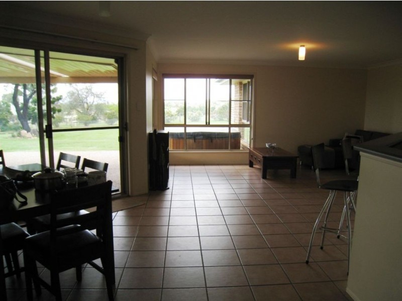 7 North St, Warwick QLD 4370