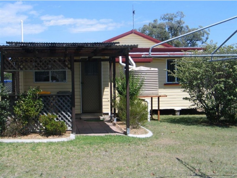 60 Wantley St, Warwick QLD 4370